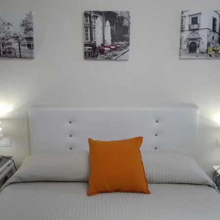 Residenza Piazza Moro Bed & Breakfast 3*