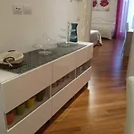 レジデンツァ ピアッツァ モロ 3*