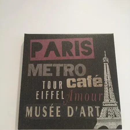 Residenza Piazza Moro Bed & Breakfast 3*